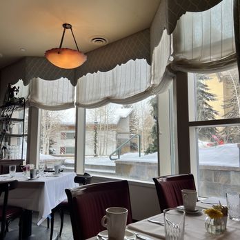 Vintage - Seating view - Breakfast & Brunch Near Me - Vail, Colorado Vintage - Seating view - Breakfast & Brunch Near Me - Vail, Colorado