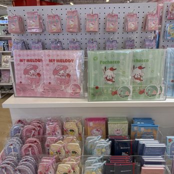 Miniso - Accessories Near Me - Kendall, Florida