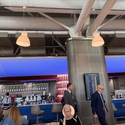 Alitalia Lounge - Bar
