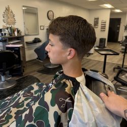 Revamps Salon