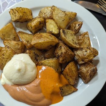 Xapakó - Patates braves - Burgers Near Me - Barcelona, B