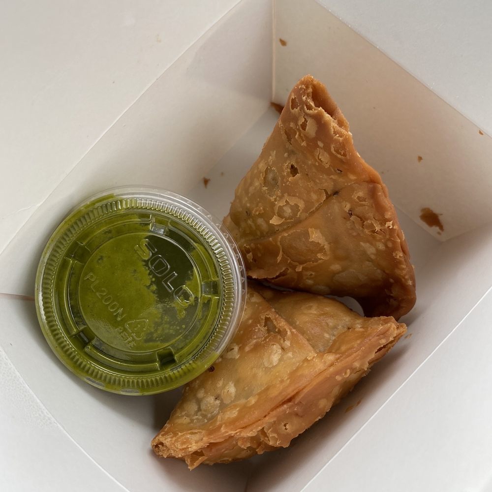Samosas Samosas