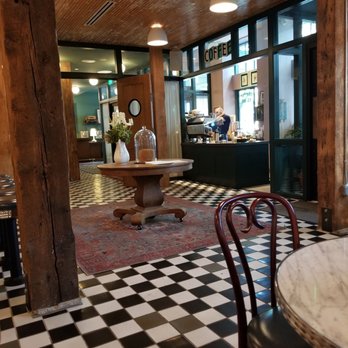 Palihotel Seattle - Entry - Hotels Near Me - Seattle, Washington Palihotel Seattle - Entry - Hotels Near Me - Seattle, Washington