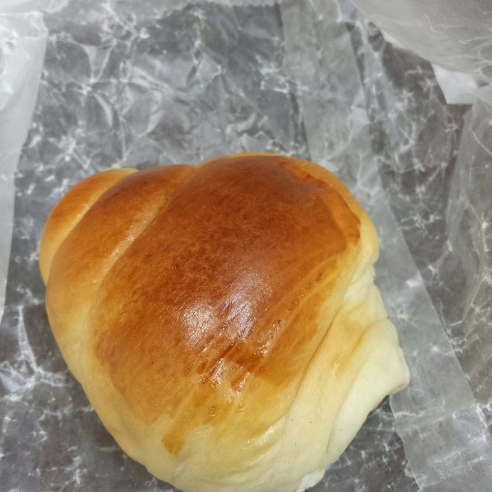 Golden Steamer - Hotdog bun - Coffee & Tea Near Me - Brooklyn, New York Golden Steamer - Hotdog bun - Coffee & Tea Near Me - Brooklyn, New York