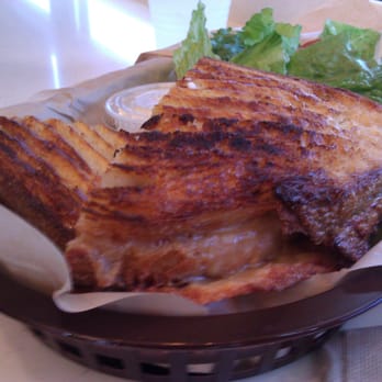 La Tour Cafe - Turkey Panini - Cafes Near Me - Honolulu, Hawaii La Tour Cafe - Turkey Panini - Cafes Near Me - Honolulu, Hawaii
