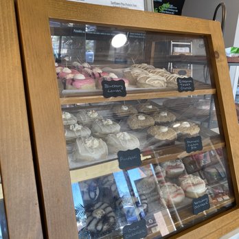 HaleLife Bakery - Vegan Near Me - Tampa, Florida HaleLife Bakery - Vegan Near Me - Tampa, Florida