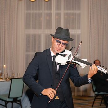Frank Lima Violinist - Musicians Near Me Frank Lima Violinist - Musicians Near Me