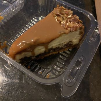 D'Agostino's Pizza and Pub - Chicago - Turtle Cheesecake - Pizza Near Me - Chicago, Illinois D'Agostino's Pizza and Pub - Chicago - Turtle Cheesecake - Pizza Near Me - Chicago, Illinois