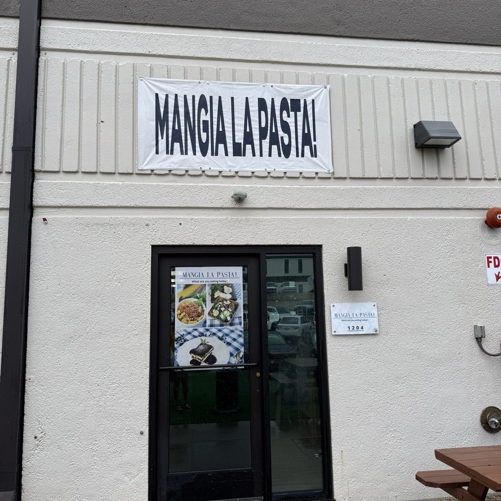 Mangia La Pasta! - Eerie - Italian Near Me - Austin, Texas Mangia La Pasta! - Eerie - Italian Near Me - Austin, Texas