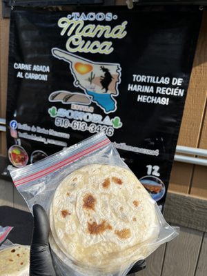 Tacos Mama Cuca by null