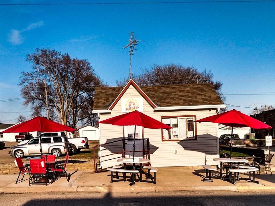 CASTLE ROCK BURGERS CLOSED Updated April 2024 1012 Broadway Ave