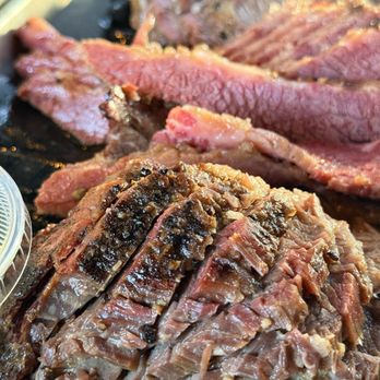 Copper Hill BBQ - That gorgeous beef! - Barbeque Near Me - Valencia, California