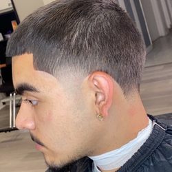 Mid taper fade