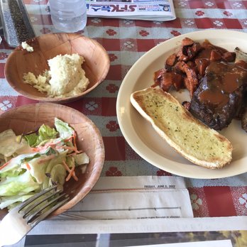 JC’S BBQ - Garlic bread, hot link, beef and pork ribs - Barbeque Near Me - San Jose, California JC’S BBQ - Garlic bread, hot link, beef and pork ribs - Barbeque Near Me - San Jose, California