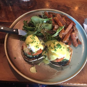 Kitchen On Sixth - Breakfast & Brunch Near Me - Toronto, Ontario
