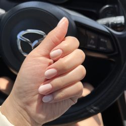 Gel manicure