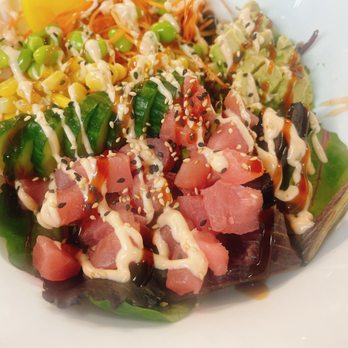 Shokutsuki - Tuna poké - Asian Fusion Near Me - Montreal, Quebec Shokutsuki - Tuna poké - Asian Fusion Near Me - Montreal, Quebec