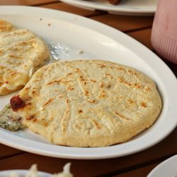 Pupusas Locas de Maiz