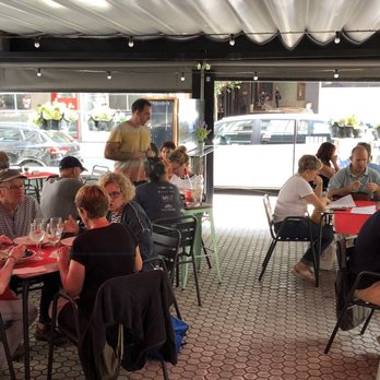Mil Catas - The local lunch crowd - Basque Near Me - Donostia / San Sebastián, SS Mil Catas - The local lunch crowd - Basque Near Me - Donostia / San Sebastián, SS