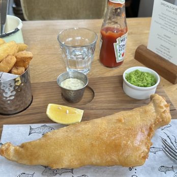 Swan - Fried fish - British Near Me - Bankside, XGL Swan - Fried fish - British Near Me - Bankside, XGL