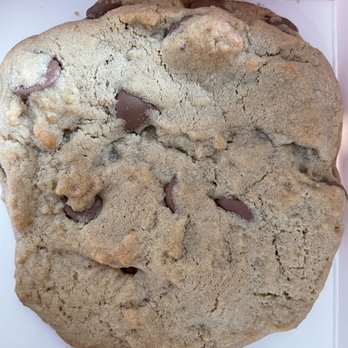 Crumbl - Lutz - mint chocolate chip - Bakeries Near Me - Lutz, Florida Crumbl - Lutz - mint chocolate chip - Bakeries Near Me - Lutz, Florida