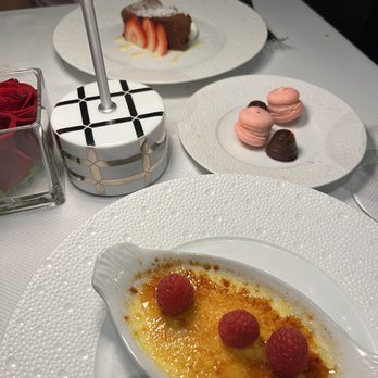 Charleston - Vanilla Creme Brulee & Dark Chocolate Cake - New American Near Me - Baltimore, Maryland