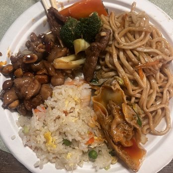 M Y Noodle House - Plate - Chinese Near Me - Pomona, California M Y Noodle House - Plate - Chinese Near Me - Pomona, California