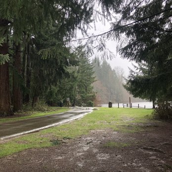 Bradley Lake Park - Parks Near Me - Puyallup, Washington