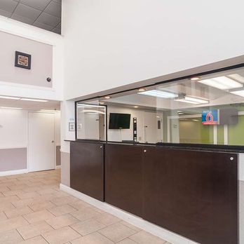 Studio 6 - lobby - Hotels Near Me - Oklahoma City, Oklahoma