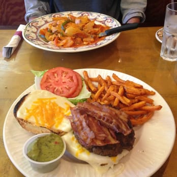Manapalan Diner - Burger - Diners Near Me - Manalapan, New Jersey