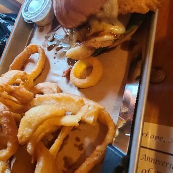 BILL-E's - Burgers Near Me - Fairhope, Alabama BILL-E's - Burgers Near Me - Fairhope, Alabama