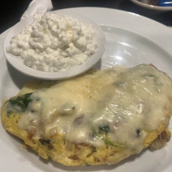 Seaside Bistro - Meat lovers omelette. It's good. - Steakhouses Near Me - San Pedro , California Seaside Bistro - Meat lovers omelette. It's good. - Steakhouses Near Me - San Pedro , California