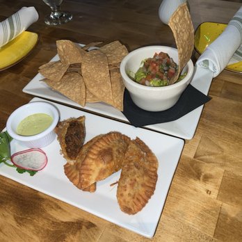 Alma Bistro - The best beef Empanadas / chips and guacamole - Latin American Near Me - Norwalk, Connecticut