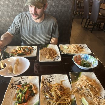 Ichiban - Chicken Lo Mein, Chicken Pad Thai, Chicken Fried Rice, Seaweed Salad, - Chinese Near Me - Erie, Pennsylvania Ichiban - Chicken Lo Mein, Chicken Pad Thai, Chicken Fried Rice, Seaweed Salad, - Chinese Near Me - Erie, Pennsylvania