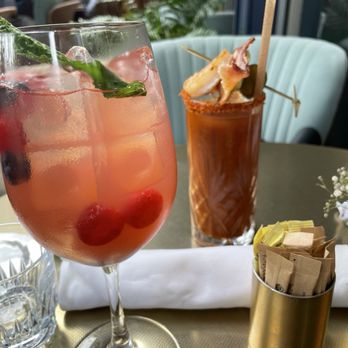 Little Hen - Rose Sangria and Dirty Bloody Mary - Breakfast & Brunch Near Me - Miami, Florida Little Hen - Rose Sangria and Dirty Bloody Mary - Breakfast & Brunch Near Me - Miami, Florida