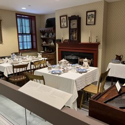 Lowell National Historical Park - Insidevthe boarding house