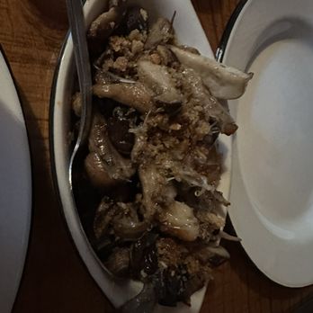 Brydge Restaurant - Tapas/Small Plates Near Me - Cambria, California