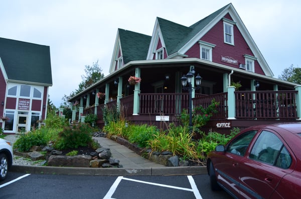 Lynwood Inn by null