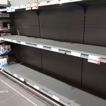 REWE - 17. März 2020 - kein Toilettenpapier / March 17, 2020 - no toilet paper - Grocery Near Me - Laatzen, NI REWE - 17. März 2020 - kein Toilettenpapier / March 17, 2020 - no toilet paper - Grocery Near Me - Laatzen, NI