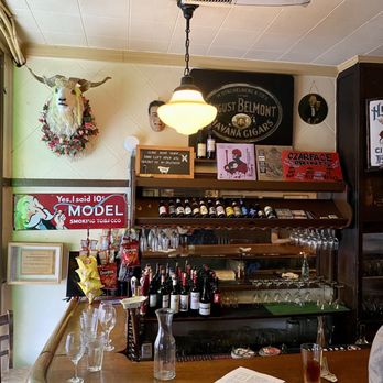 Arnolds Bar & Grill - The bar - Pubs Near Me - Cincinnati, Ohio Arnolds Bar & Grill - The bar - Pubs Near Me - Cincinnati, Ohio
