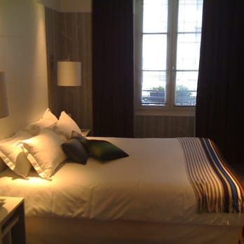 Hôtel Le Placide - Chambre de l'hôtel Saint Placide - Hotels Near Me - Paris, 75 Hôtel Le Placide - Chambre de l'hôtel Saint Placide - Hotels Near Me - Paris, 75