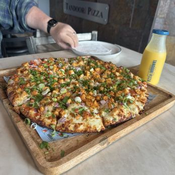 Tandoori Pizza - Pizza Near Me - Concord, California