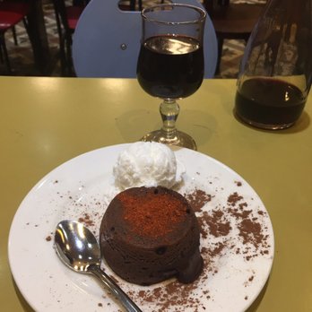 Chez Gladines - Basque Near Me - Paris, 75