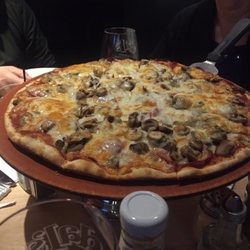 Dal's Restaurant Lounge & Take Out - Pepperoni and mushroom pizza
