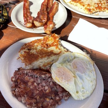 Millbrae Pancake House - Corned Beef Hash & Eggs, Bacon, Swedish pancake - American Near Me - Millbrae, California Millbrae Pancake House - Corned Beef Hash & Eggs, Bacon, Swedish pancake - American Near Me - Millbrae, California