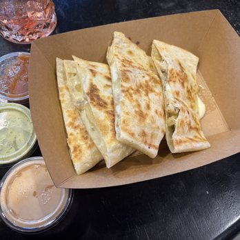 Quesadilla Gorilla - Lacking fries... - Mexican Near Me - Visalia, California