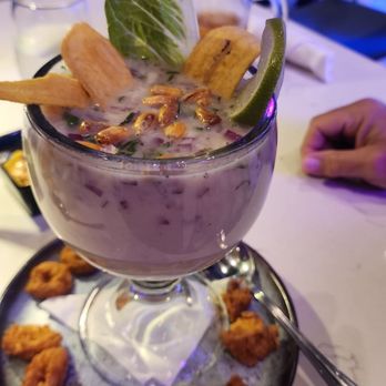 5 Esquinas - Peruvian Near Me - Miami Beach, Florida