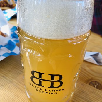 Willkommen - Hazy Cuddle Puddle ipa - German Near Me - San Francisco, California Willkommen - Hazy Cuddle Puddle ipa - German Near Me - San Francisco, California
