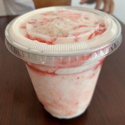 The Little Boba Shop - Strawberry coconut smoothie