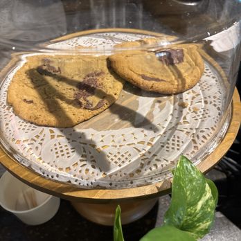 Urban Plates - Chocolate chip cookie - New American Near Me - Irvine, California Urban Plates - Chocolate chip cookie - New American Near Me - Irvine, California